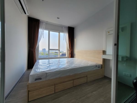 bedroom of รีเจ้นท์โฮม บางซ่อน เฟส 28 อาคาร B