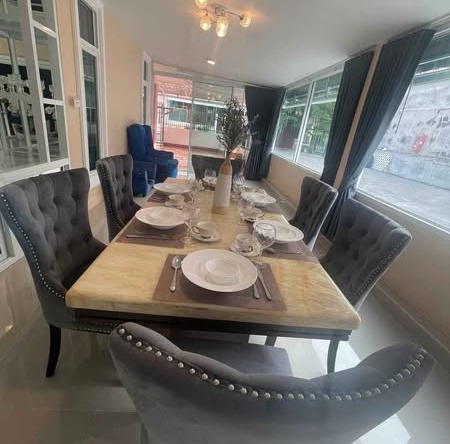 room interior of Chokchai Village