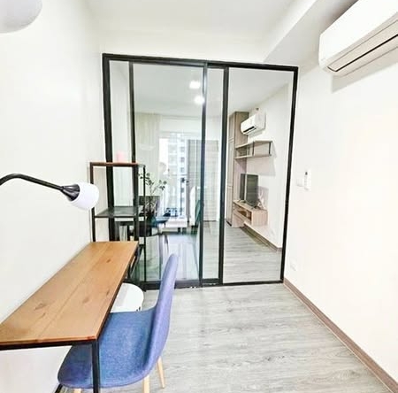 room interior of Kensington International School