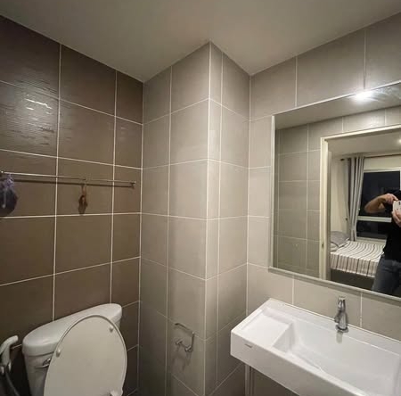 bathroom of Lumpini Ville Pranangklao - Riverview.