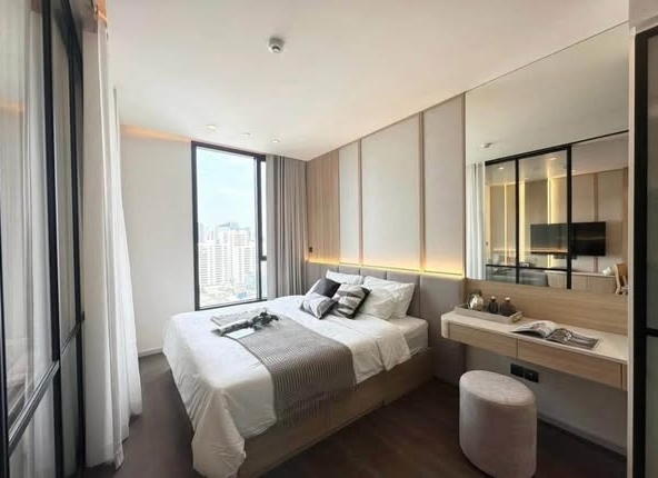 bedroom of MUNIQ Sukhumvit 23