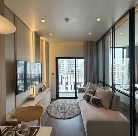 living room of MUNIQ Sukhumvit 23