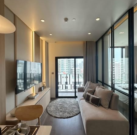 living room of MUNIQ Sukhumvit 23
