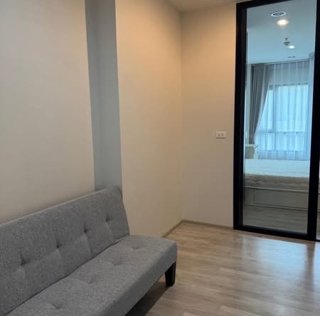 bedroom and room interior of นิช โมโน เมกะ สเปซ บางนา (Niche MONO Mega Space Bang Na)