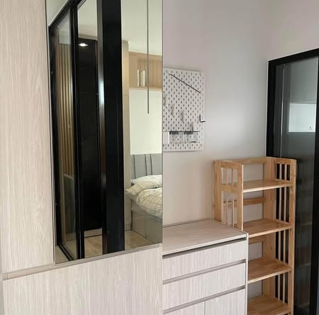 room interior and bathroom of นิช โมโน เมกะ สเปซ บางนา (Niche MONO Mega Space Bang Na)
