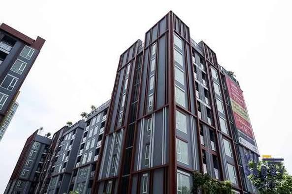 PLUM CONDO ราม 60 อินเตอร์เชนจ์