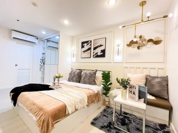 bedroom of Premsiri Botique Park Condominium