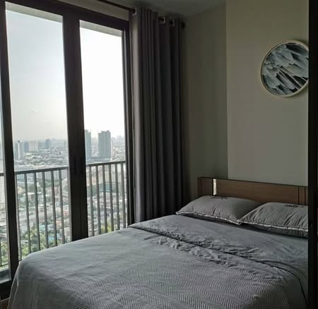 bedroom of The Tree Rio Bang-Aor Station