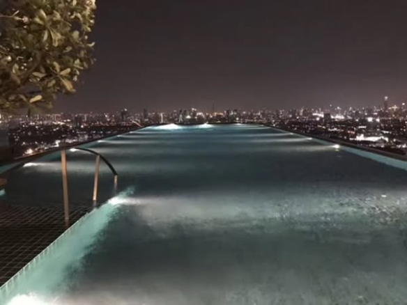 pool of The Tree Rio Bang-Aor Station
