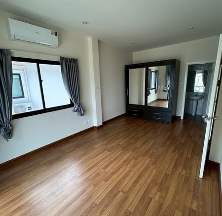 bedroom and room interior of บ้านเดี่ยว 2 ชั้น อยู่อาศัย (อุปกรณ์ สาธิตAerodynamics)