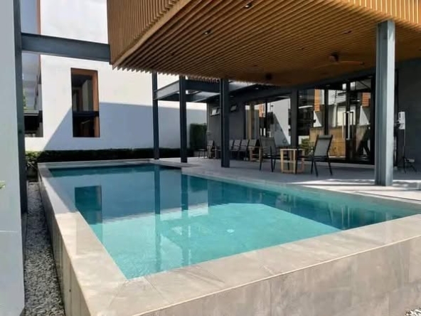 pool of ชิเซน พัฒนาการ 32 (Shizen Phatthanakan 32)