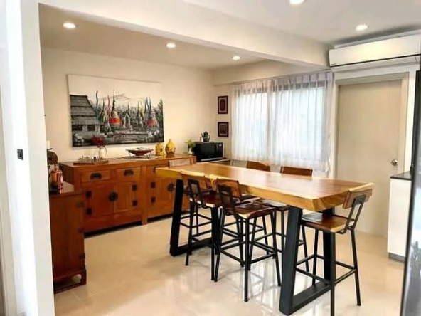 room interior and kitchen of ชิเซน พัฒนาการ 32 (Shizen Phatthanakan 32)