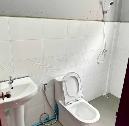 อาคารพานิชย์​ 4.5 ชั้น​ต้องการขาย