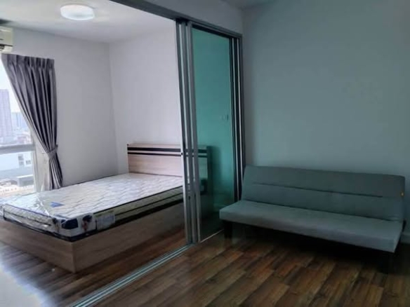 bedroom of a space ME Rattanathibet