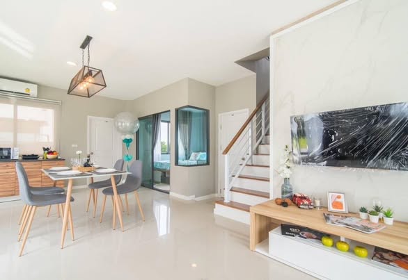 living room and kitchen of Ariya Sawana 1 2/3 Alley