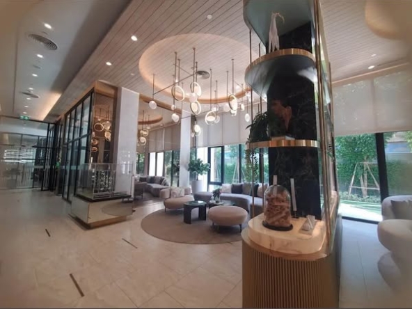 living room of แอสปาย เอราวัณ ไพร์ม Aspire Erawan Prime