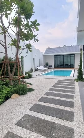 pool of Baan Klang Muang Sukhumvit 77-On Nut 17
