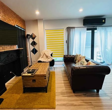 living room and room interior of Baan Klang Muang The Edition Rama 9-Krungthep Kreetha บ้านกลางเมือง ดิ อิดิชั่น พระราม9-กรุงเทพกรีฑา