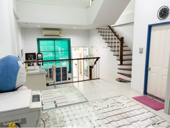 bedroom of Ban Klang Mueang S-Sense Sathorn-Taksin 2