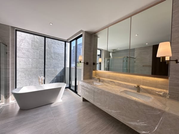 bathroom of บูก้าน กรุงเทพกรีฑา | Bugaan Krungthep Kreetha