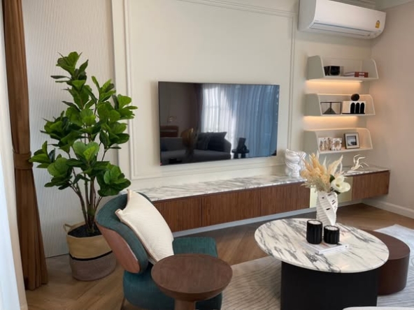 living room and room interior of Chaiyapruek Bangna KM15