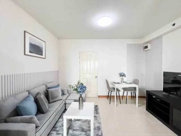 bedroom and living room of City Home Rattanathibet