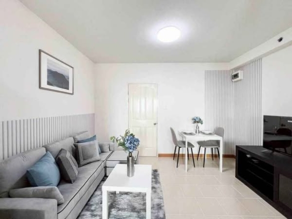 living room and bedroom of City Home Rattanathibet