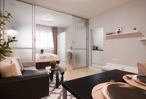 bedroom of D condo ramindra
