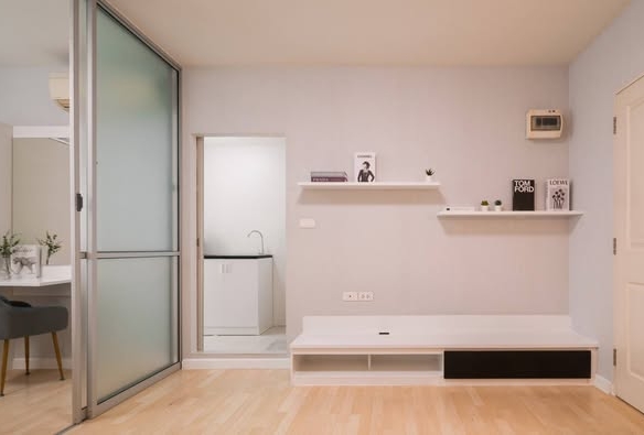 bedroom and room interior and bathroom of D condo ramindra