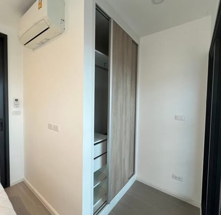 bedroom and room interior of DENIM Jatujak