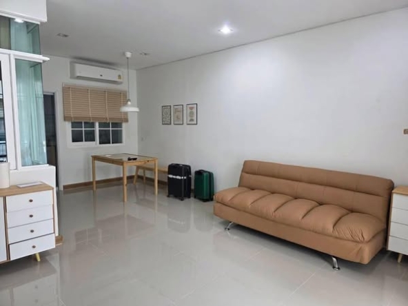 living room and bedroom of Golden Town Sathorn