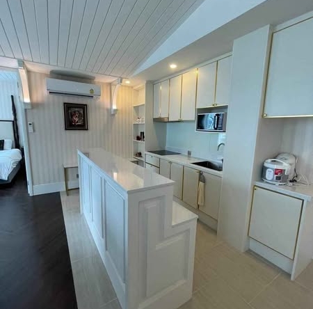 kitchen of Grand Florida Beachfront Condo Resort Pattaya
