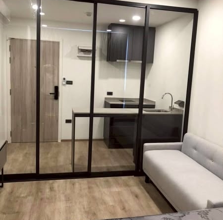 bedroom and room interior of Groove Scape Ladprao-Sutthisan (กรูฟ สเคป ลาดพร้าว – สุทธิสาร)