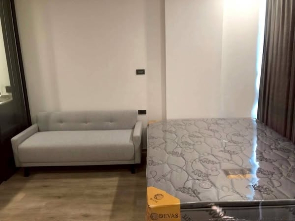 Groove Scape Ladprao-Sutthisan (กรูฟ สเคป ลาดพร้าว – สุทธิสาร)