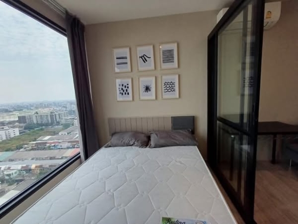 bedroom of Ideo Mobi Sukhumvit Eastpoint