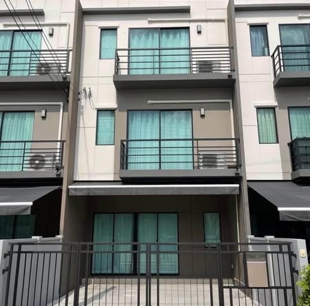 บ้านกลางเมือง ราชพฤกษ์-สาทร