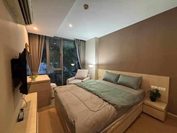 Klass Silom Condo