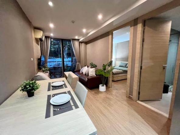 Klass Silom Condo