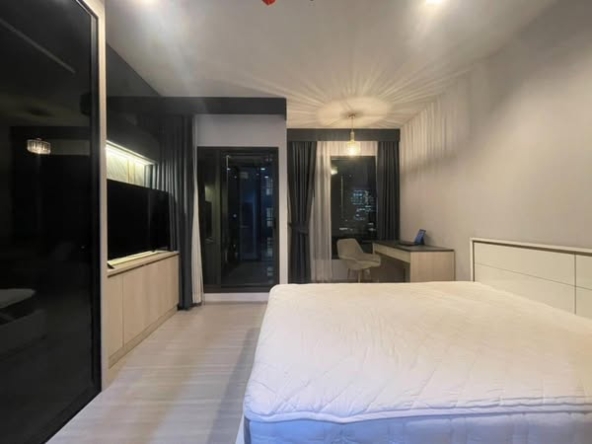 bedroom of Life Asoke – Rama 9