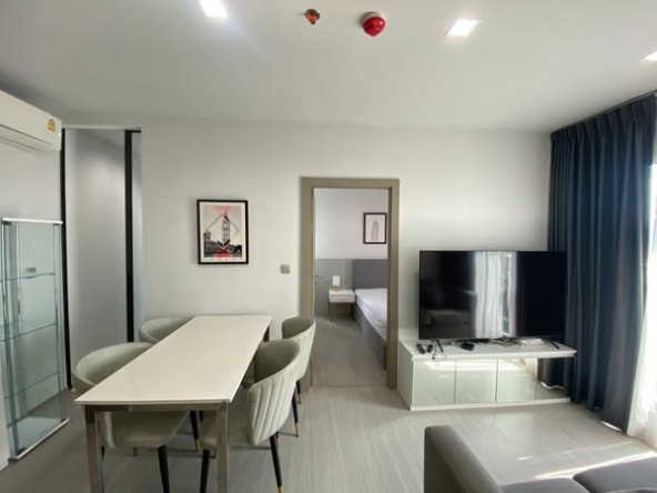 living room and room interior of Life Asoke – Rama 9