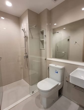 room interior of Life Sathorn Sierra ไลฟ์ สาทร เซียร์รา
