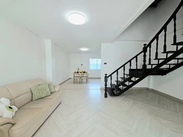 living room of บ้านรีโนเวท
