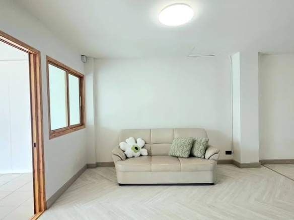 living room and room interior of ติวานนท์ ทาวน์โฮม