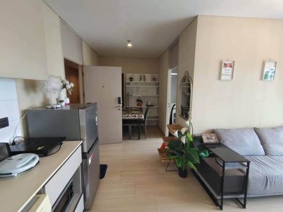 living room of Lumpini Suite Phetchaburi – Makkasan