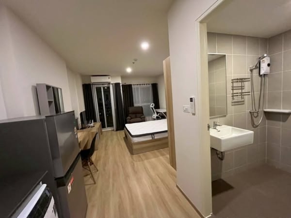 bedroom and room interior of Lumpini Ville Charan – Fai Chai
