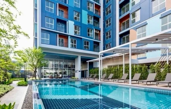 pool of Lumpini ville Sukhumvit 101/1
