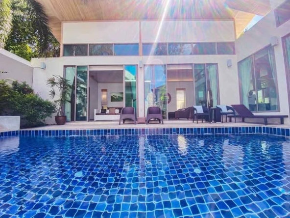 pool of Luxury pool villa 604