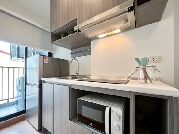 kitchen of Magnix Condo Ramintra21