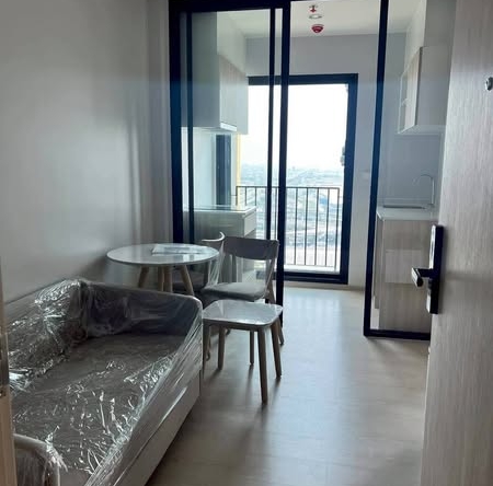 room interior of Nue Mega Plus Bangna