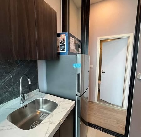 room interior and bathroom of Origin Plug & Play Ramintra : ออริจิ้น ปลั๊ก แอนด์ เพลย์ รามอินทรา